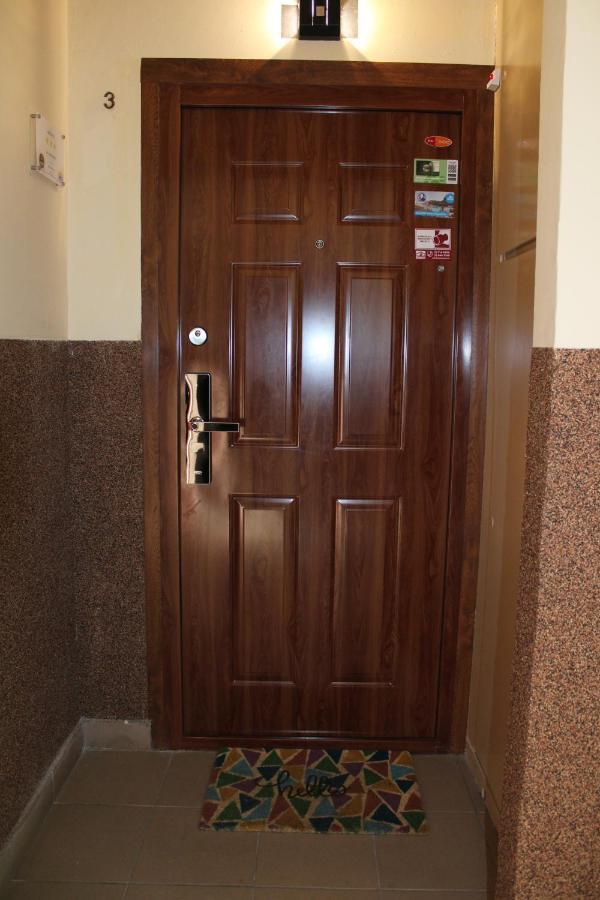 Appartamento Izzy Apartament Miskolc Esterno foto