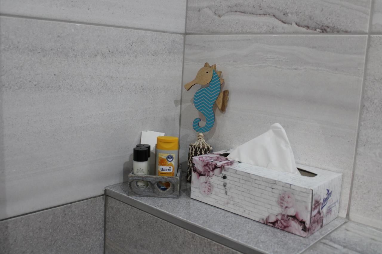 Appartamento Izzy Apartament Miskolc Esterno foto