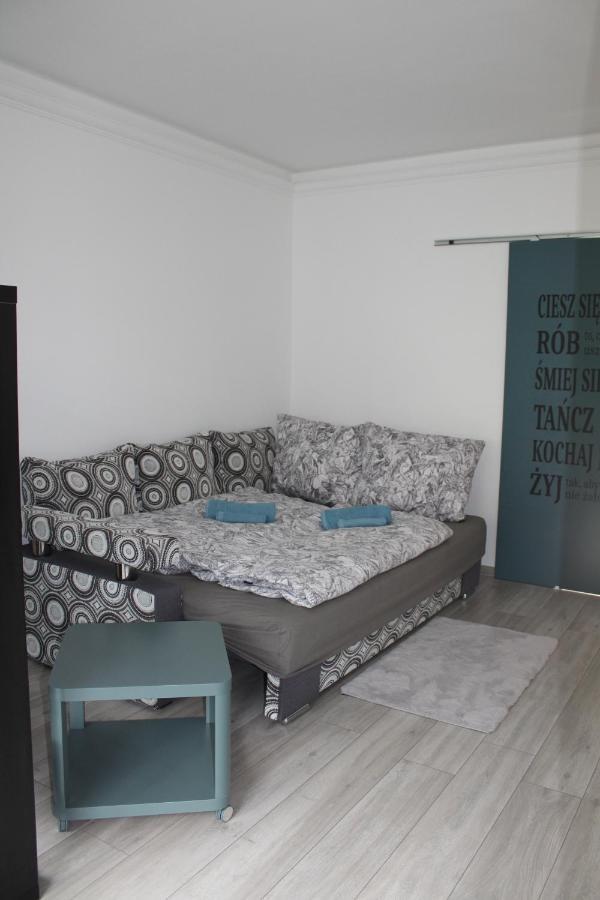Appartamento Izzy Apartament Miskolc Esterno foto